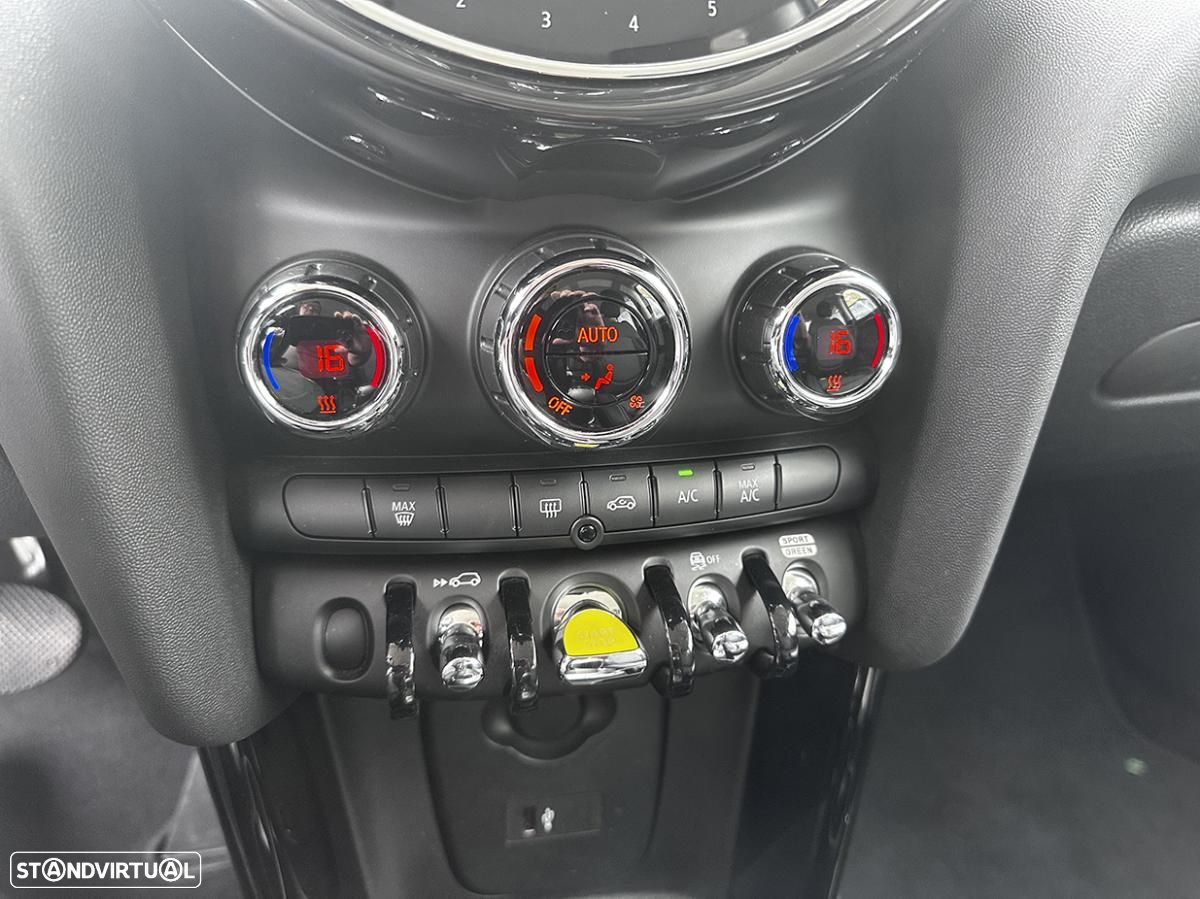 MINI 3 Portas Cooper SE Essential - 25