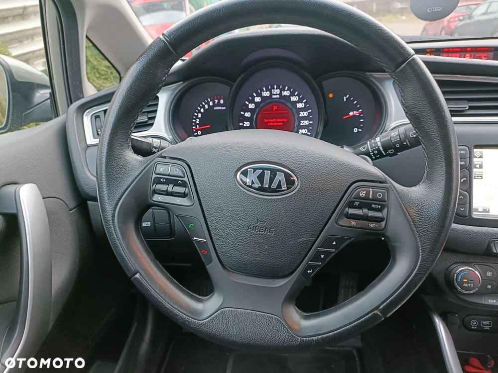 Kia Ceed 1.6 GDI M DCT - 5