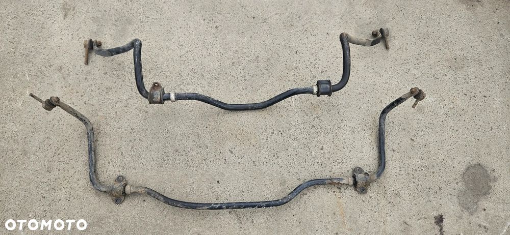 Drążek stabilizatora przód przedni tył tylny Toyota Avensis T25 lift 2,2 D-CAT 2008r - 1