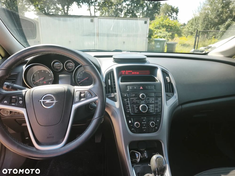 Opel Astra 1.6 Enjoy - 9