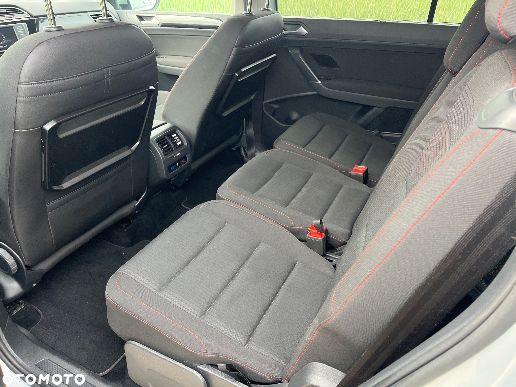 Volkswagen Touran 1.6 TDI SCR (BlueMotion Technology) SOUND - 11