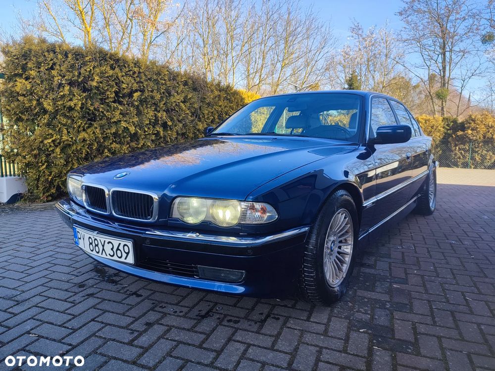BMW Seria 7 - 1