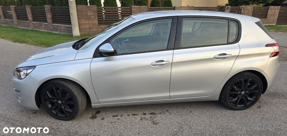Peugeot 308 - 4