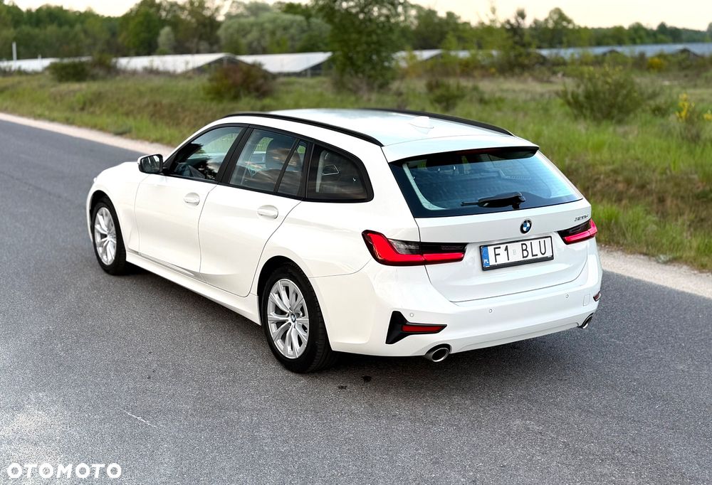 BMW Seria 3 320d MHEV Sport Line - 5