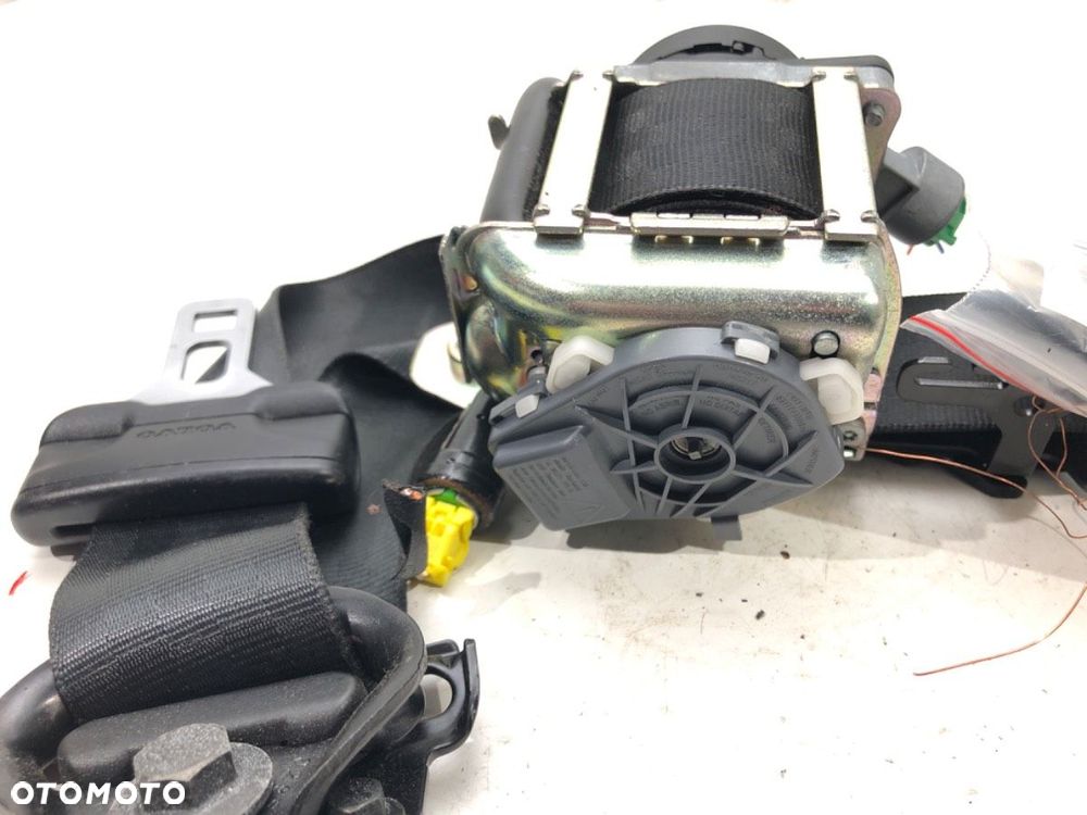 PAS BEZPIECZEŃSTWA PRZÓD LEWY - 608.00 PLN - VOLVO S60 II (134) 2010 - 2018 T5 177 kW [240 KM] - 5