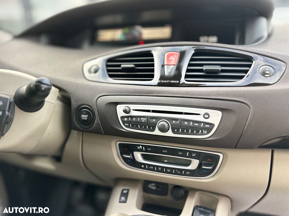 Renault Scenic ENERGY dCi 110 EXPERIENCE - 9