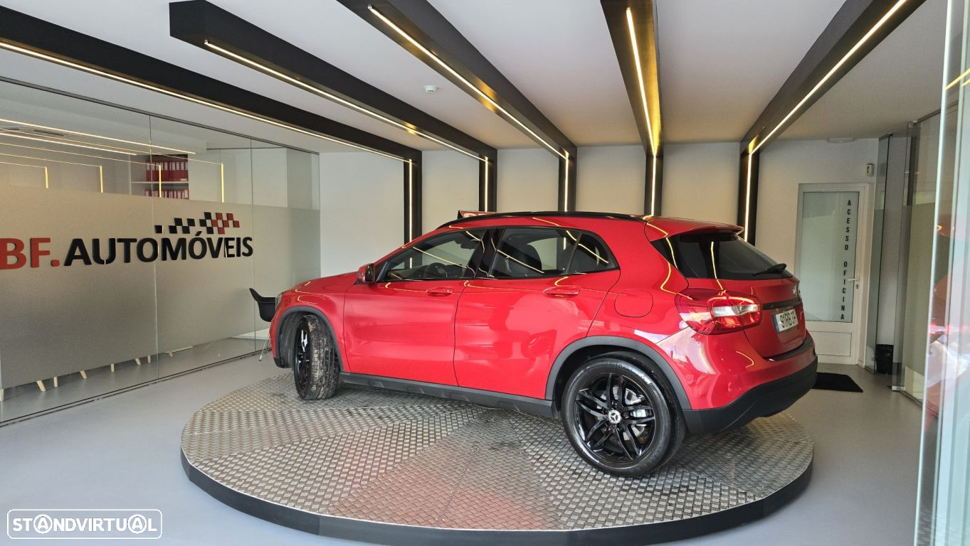 Mercedes-Benz GLA 200 CDi Urban Aut. - 15
