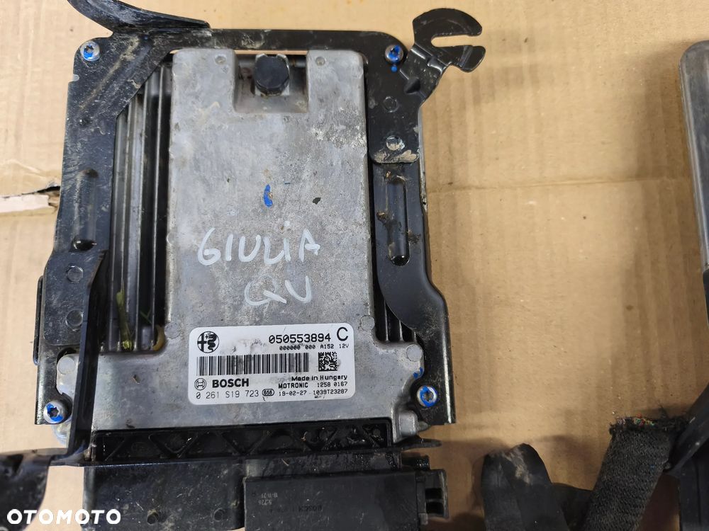 STEROWNIK SILNIKA KOMPUTER ECU 050553894 ALFA ROMEO GIULIA QV 2.9 QUADRIFOGLIO - 2