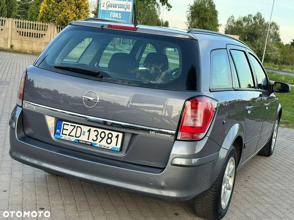 Opel Astra - 8