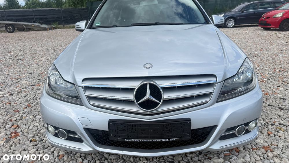 Mercedes-Benz Klasa C 220 CDI BlueEff Avantgarde - 2