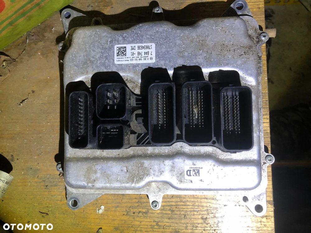 BMW 5 F10 F11 KOMPUTER  SILNIKA KOMPUTER ECU BMW 0261S08521 7644748-01 N20b20 528i - 1