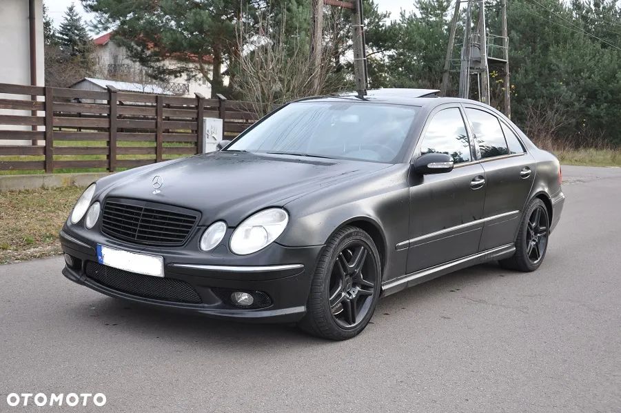 Mercedes-Benz Klasa E 55 AMG - 2