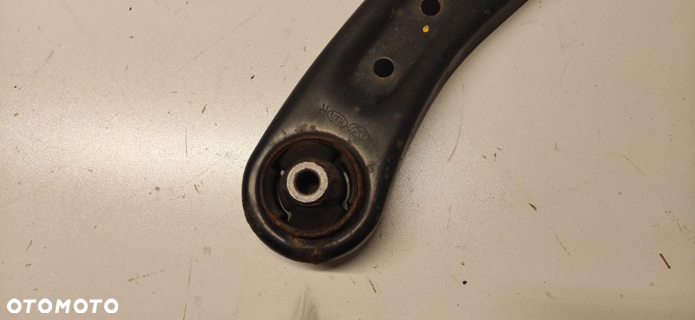 KIA STONIC WAHACZ PRAWY PRZÓD PRZEDNI ORYGINAŁ 17-24 - 4