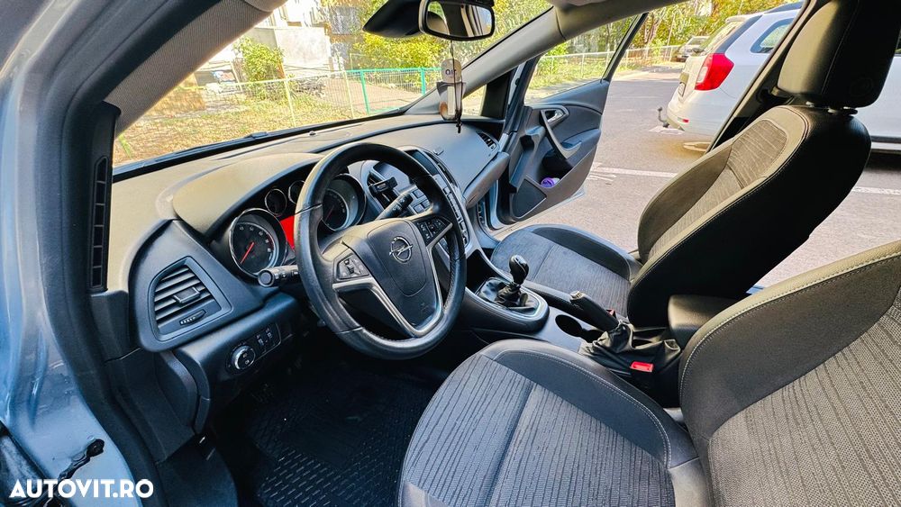 Opel Astra - 12