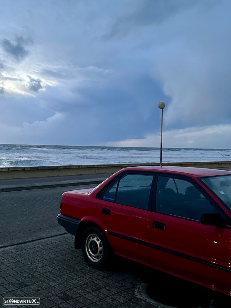 Toyota Corolla Sedan 1.3 - 2