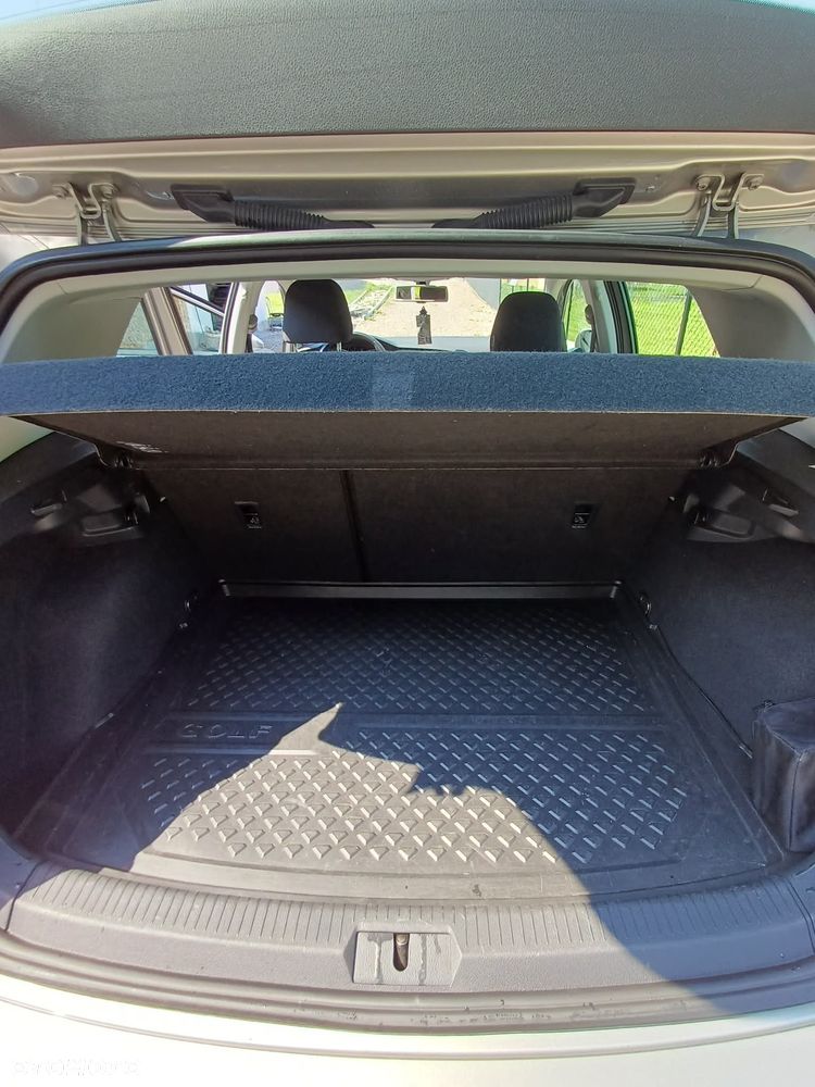 Volkswagen Golf 1.4 TSI BMT Comfortline - 12