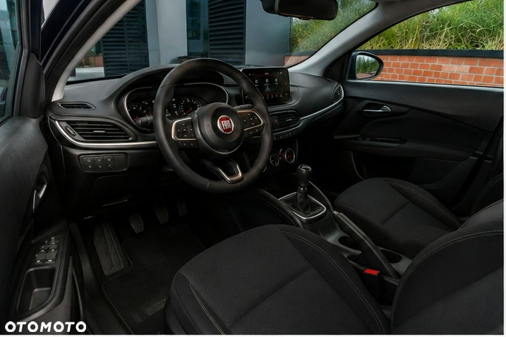 Fiat Tipo 1.4 16V Lounge EU6d - 3