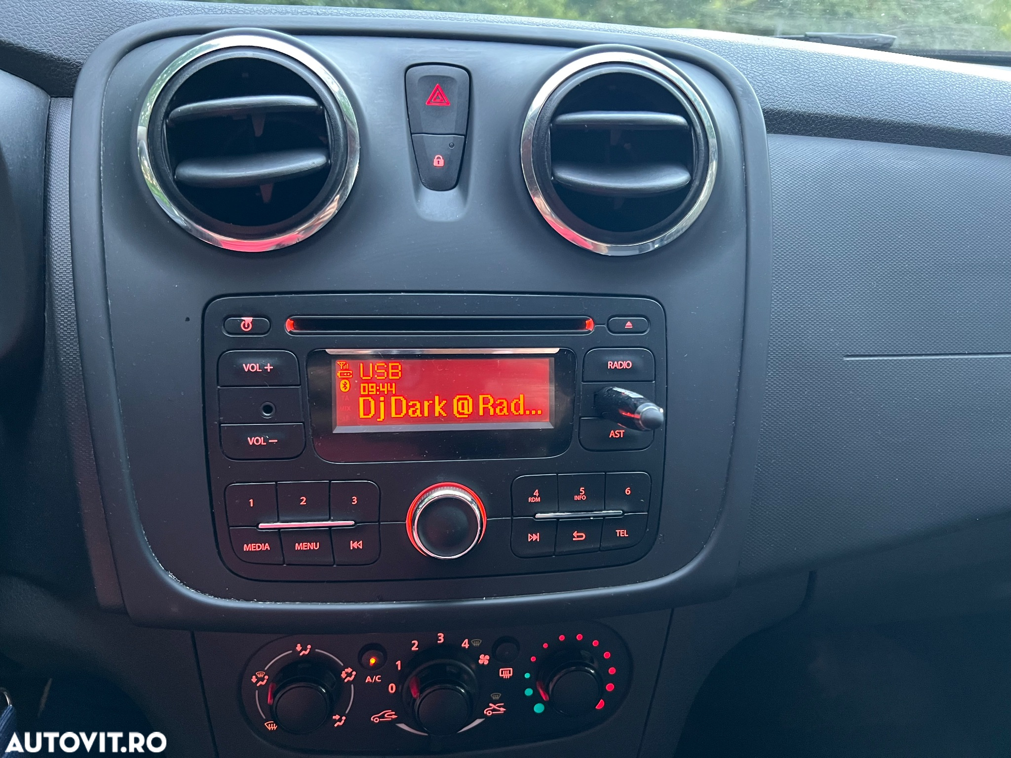 Dacia Logan - 18