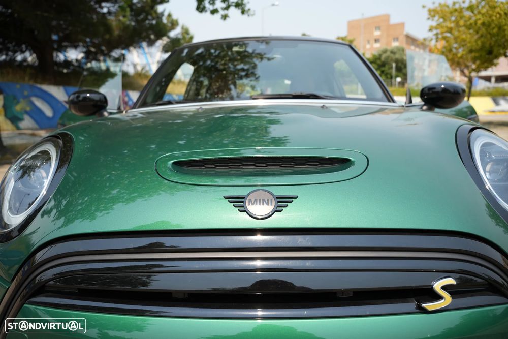 MINI 3 Portas Cooper SE Premium Extra Essential - 9