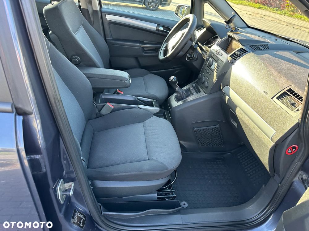Opel Zafira 1.9 CDTI Navi - 17