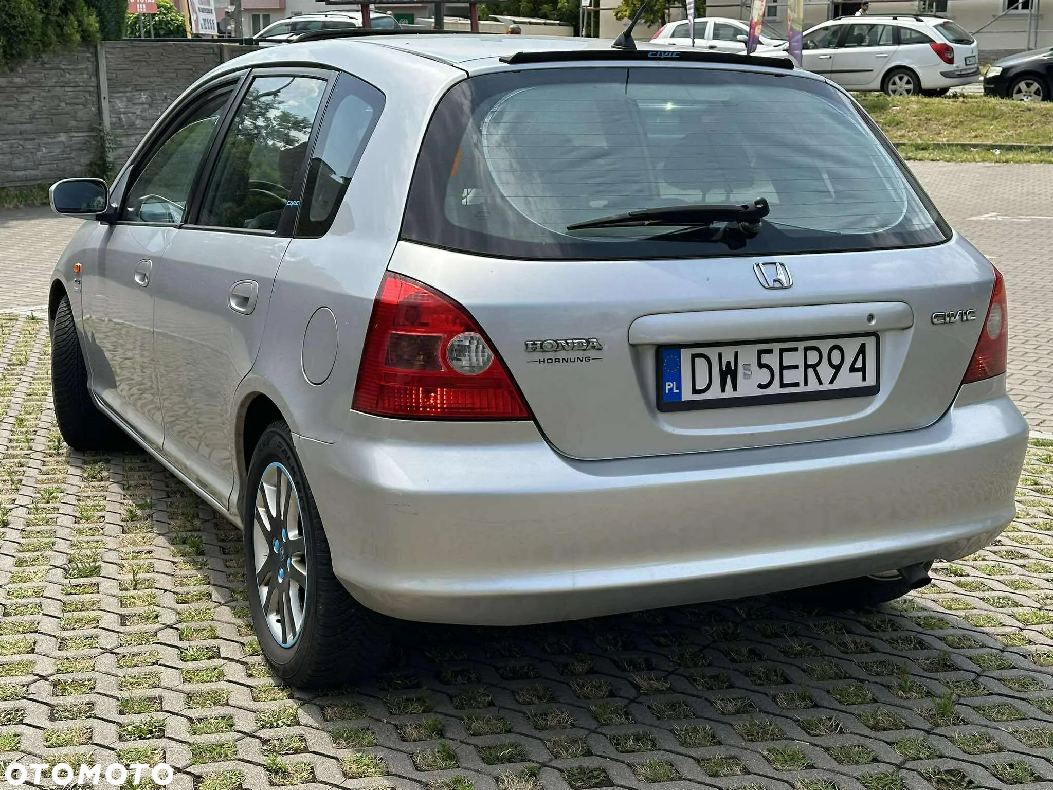 Honda Civic 1.6i LS - 2