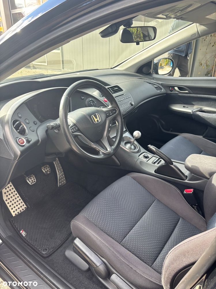 Honda Civic 1.8i-VTEC Sport - 11