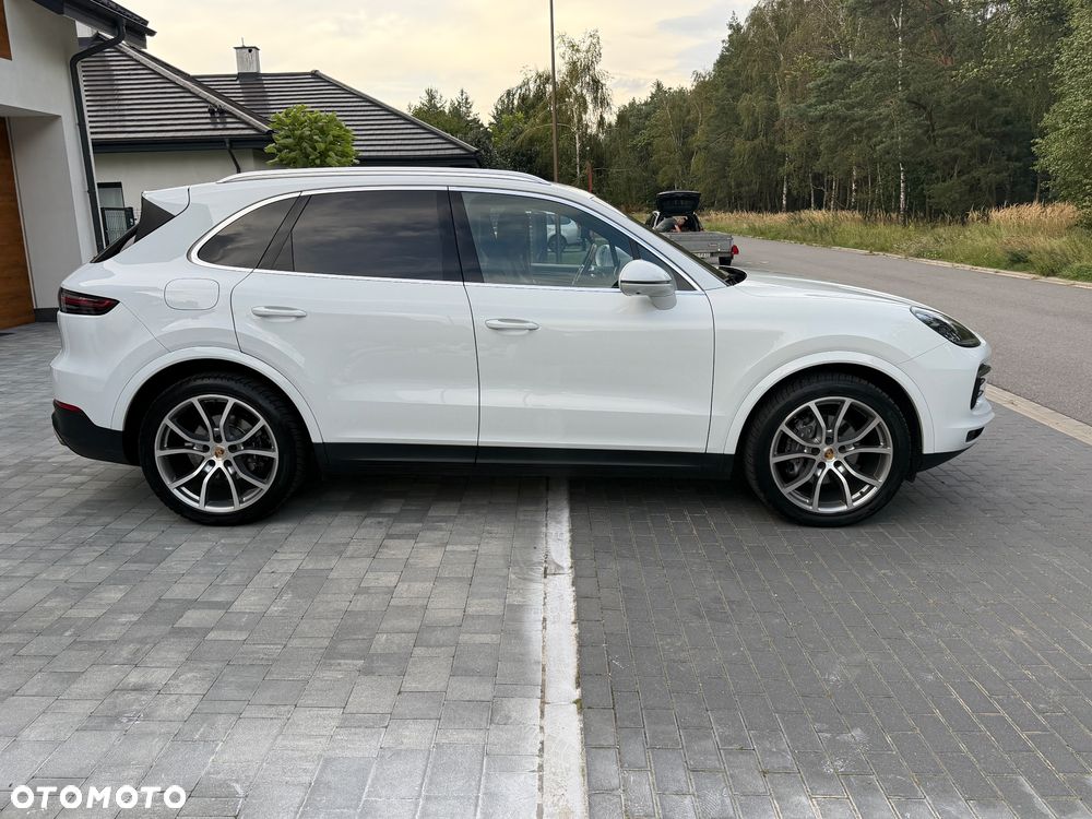 Porsche Cayenne - 3