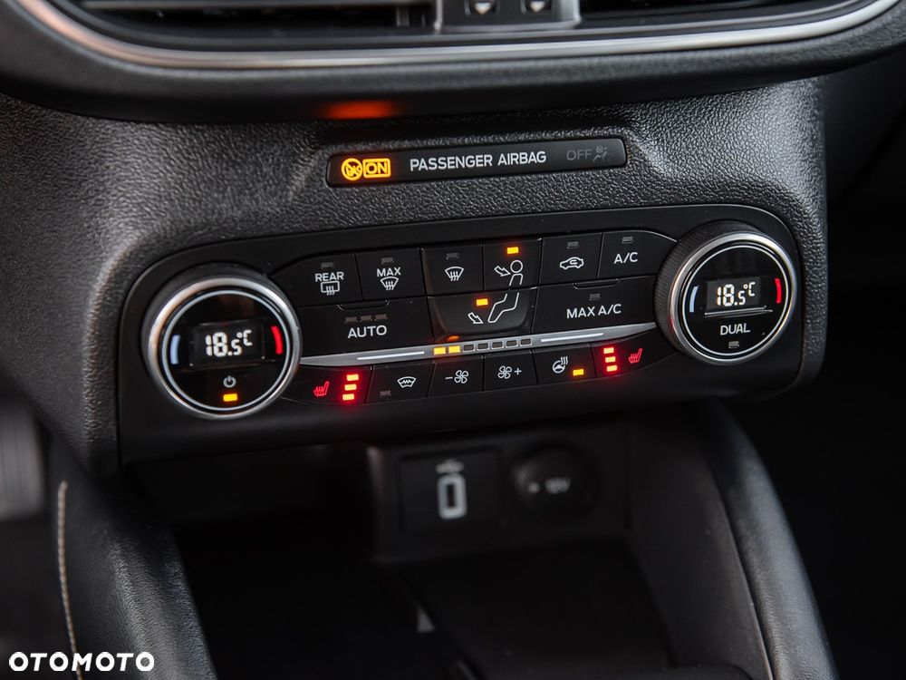 Ford Focus 2.0 EcoBlue STart-Stopp-System VIGNALE - 28