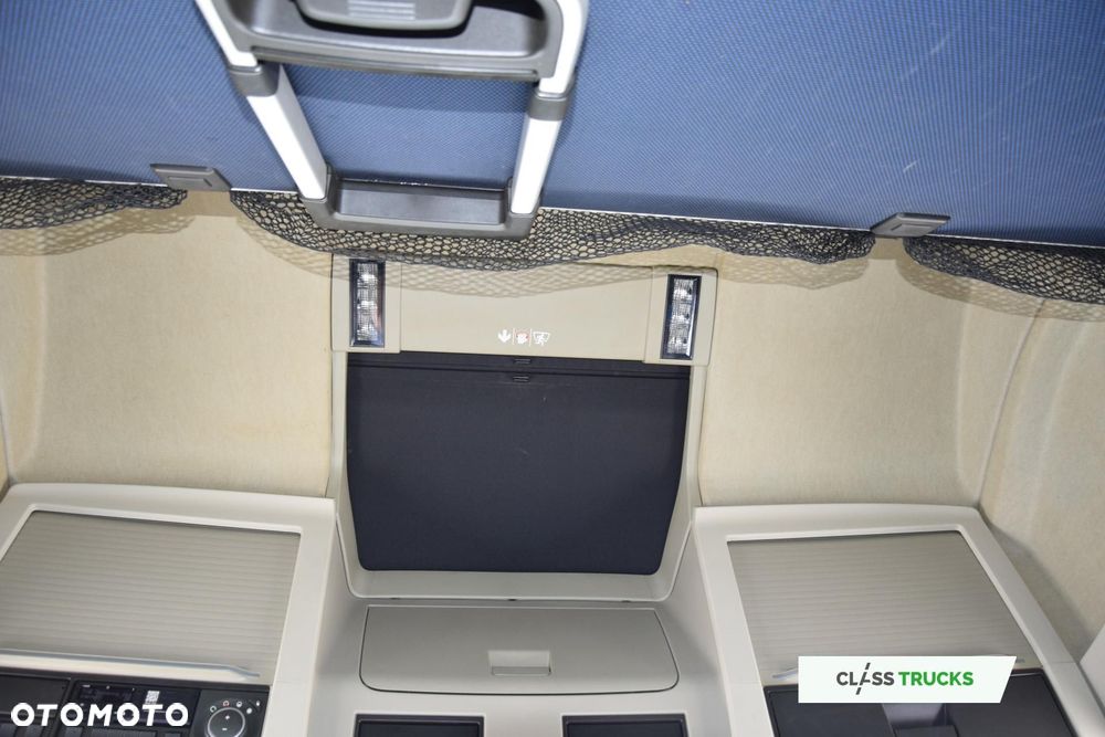 Volvo FH 460 Globetrotter XL Mega i-Save - 15