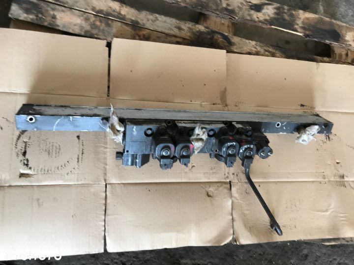 Listwa paliwa Scania R kompletna