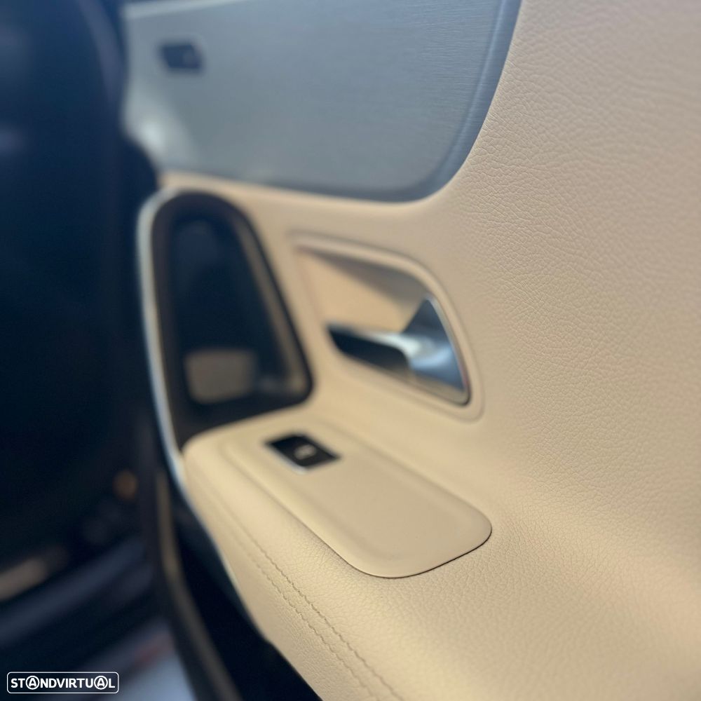 Mercedes-Benz A 180 d 7G-DCT AMG Line - 15