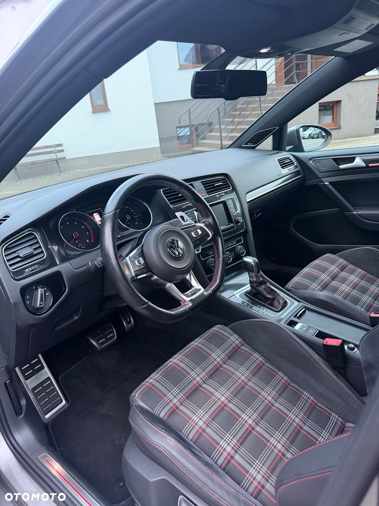Volkswagen Golf 2.0 TSI BMT GTI Performance DSG - 19