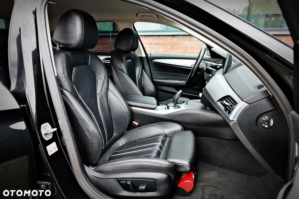 BMW Seria 5 - 22