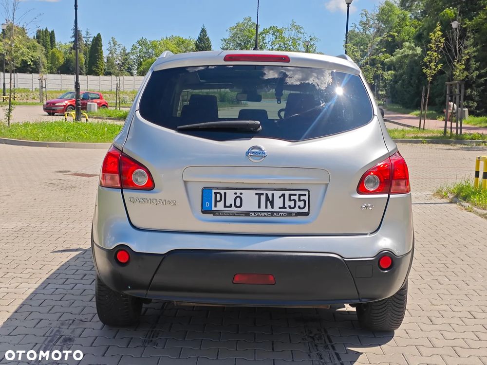 Nissan Qashqai+2 - 18