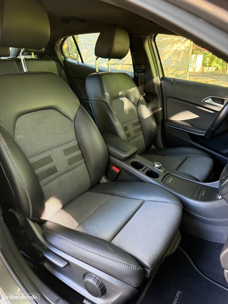 Mercedes-Benz GLA 180 (CDI) d 7G-DCT Urban - 34