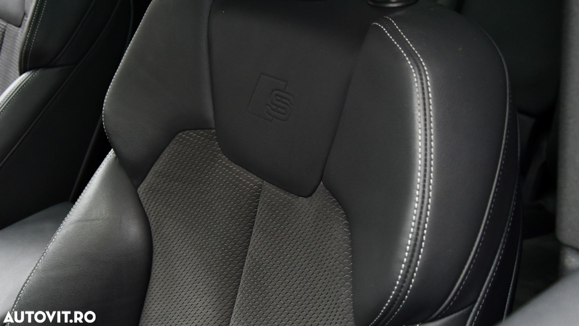 Audi Q5 55 TFSI e quattro S tronic - 14