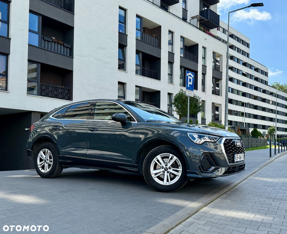 Audi Q3 Sportback - 8