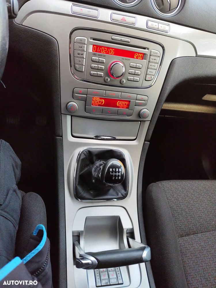 Ford S-Max 2.0 TDCi Trend - 9