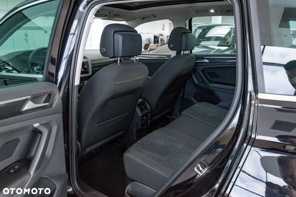 Volkswagen Tiguan - 12
