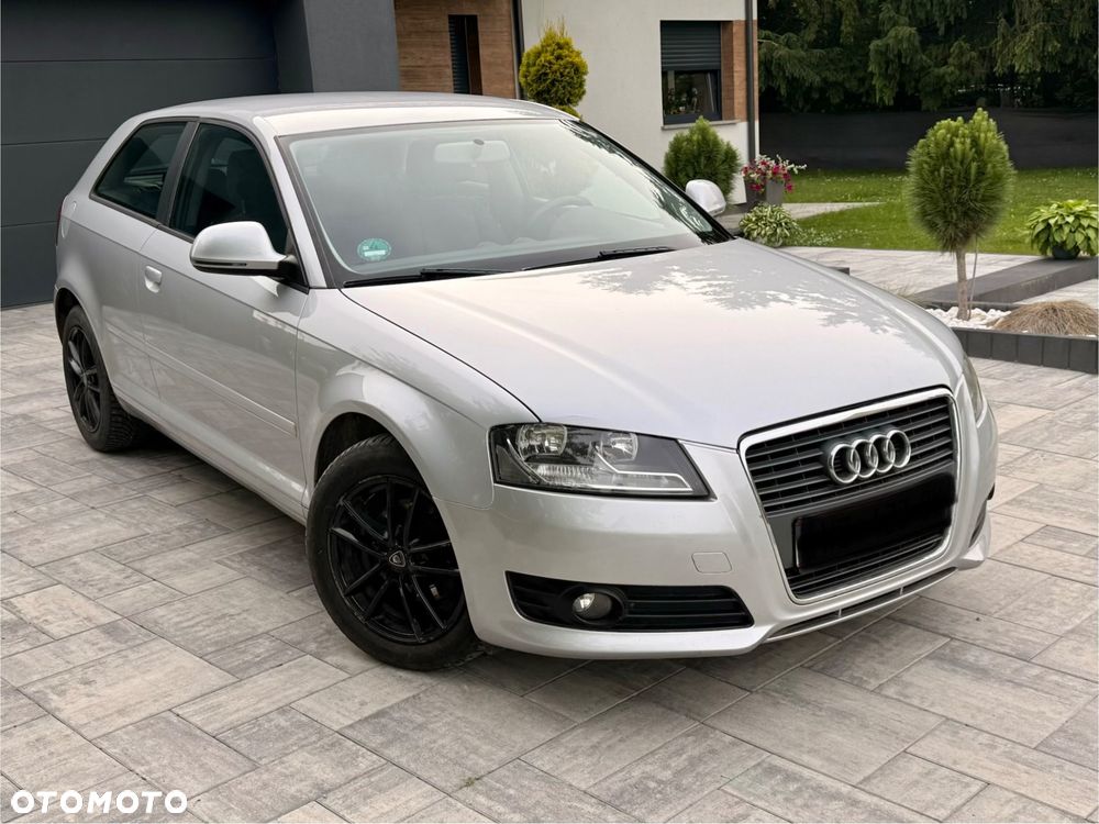 Audi A3 3-drzwiowe 1.6 Limited Edition - 1