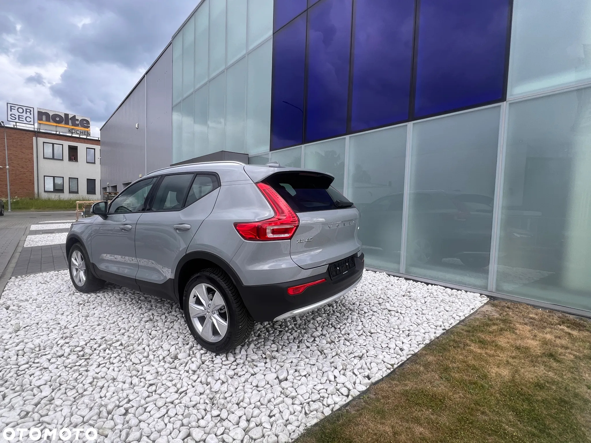 Volvo XC 40 B3 Core - 4