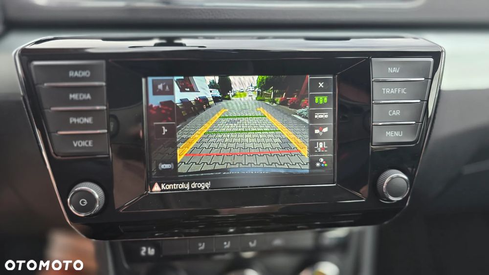 Skoda Superb 2.0 TDI Style DSG - 30