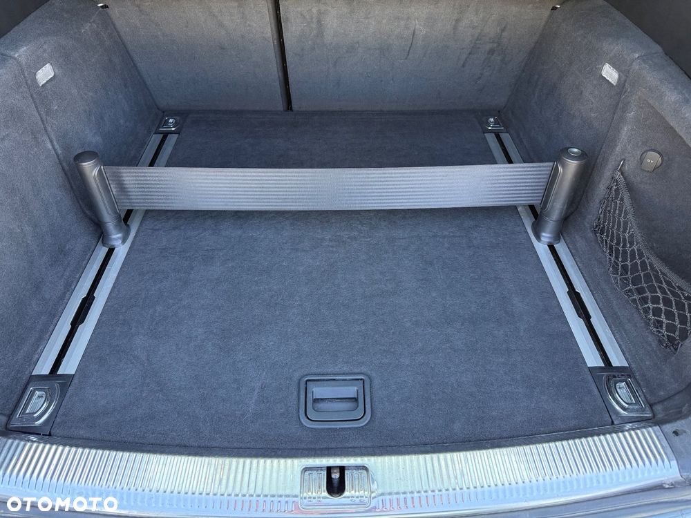 Audi A4 Avant 2.0 TDI DPF S line Sportpaket - 24