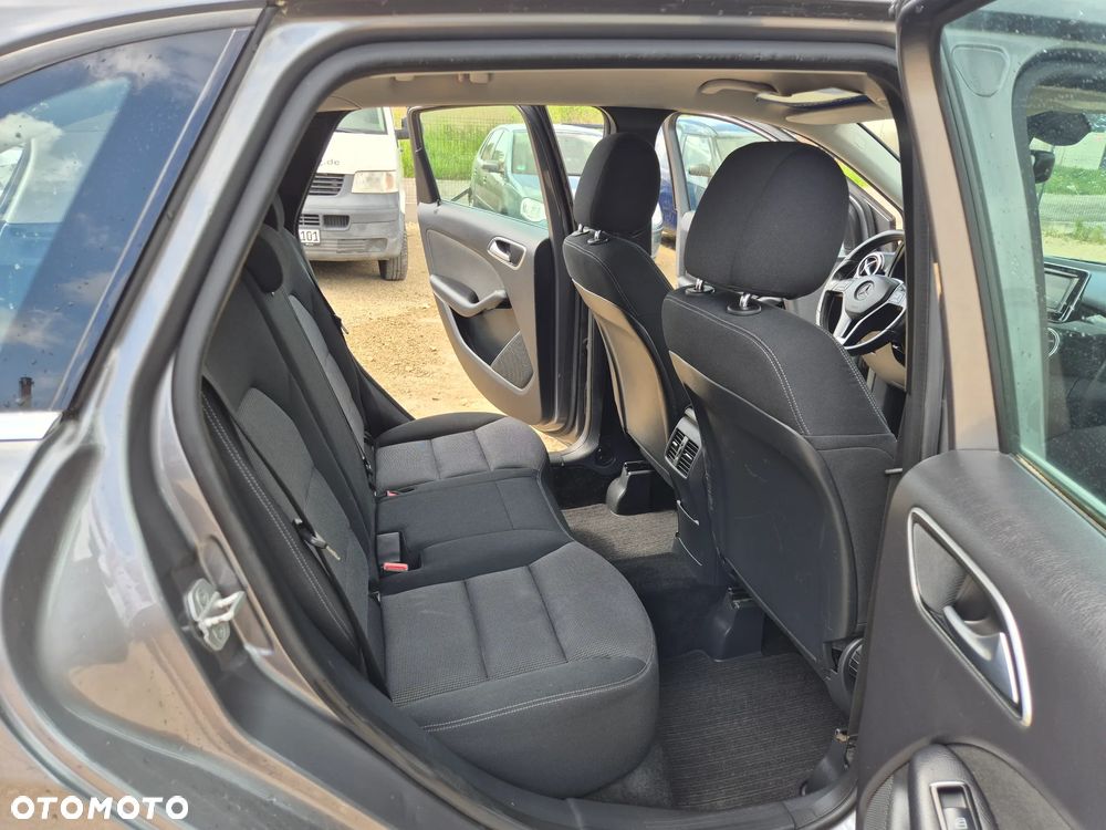 Mercedes-Benz Klasa B 180 CDI (BlueEFFICIENCY) - 8