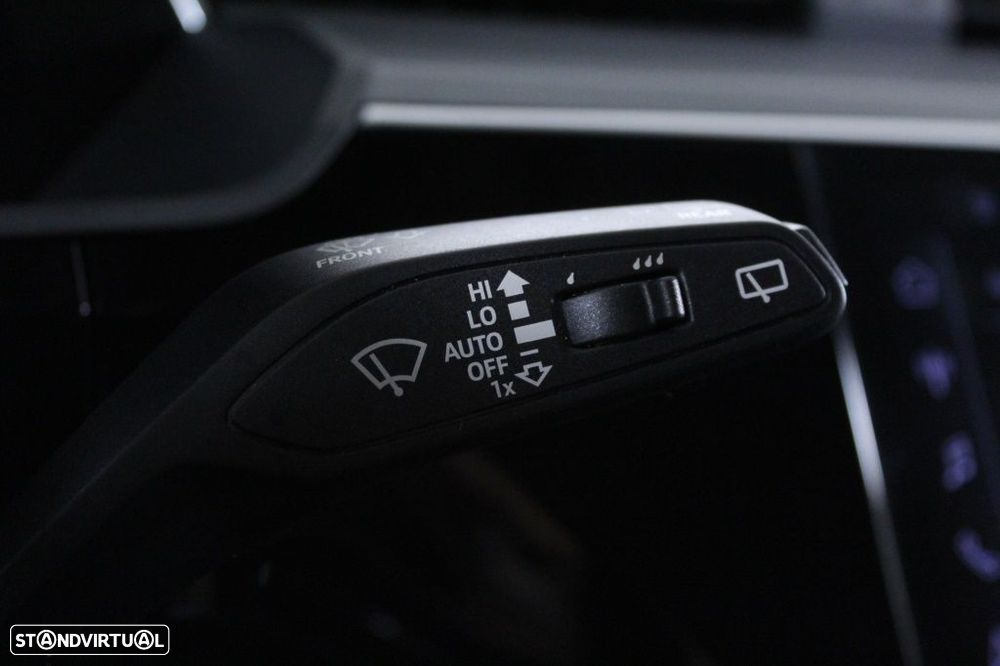 Audi Q8 e-Tron 55 quattro Advanced - 26