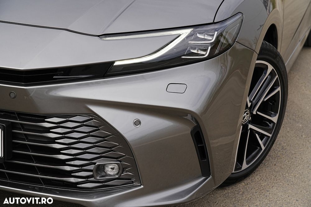 Toyota Camry 2.5 Hybrid Exclusive - 6