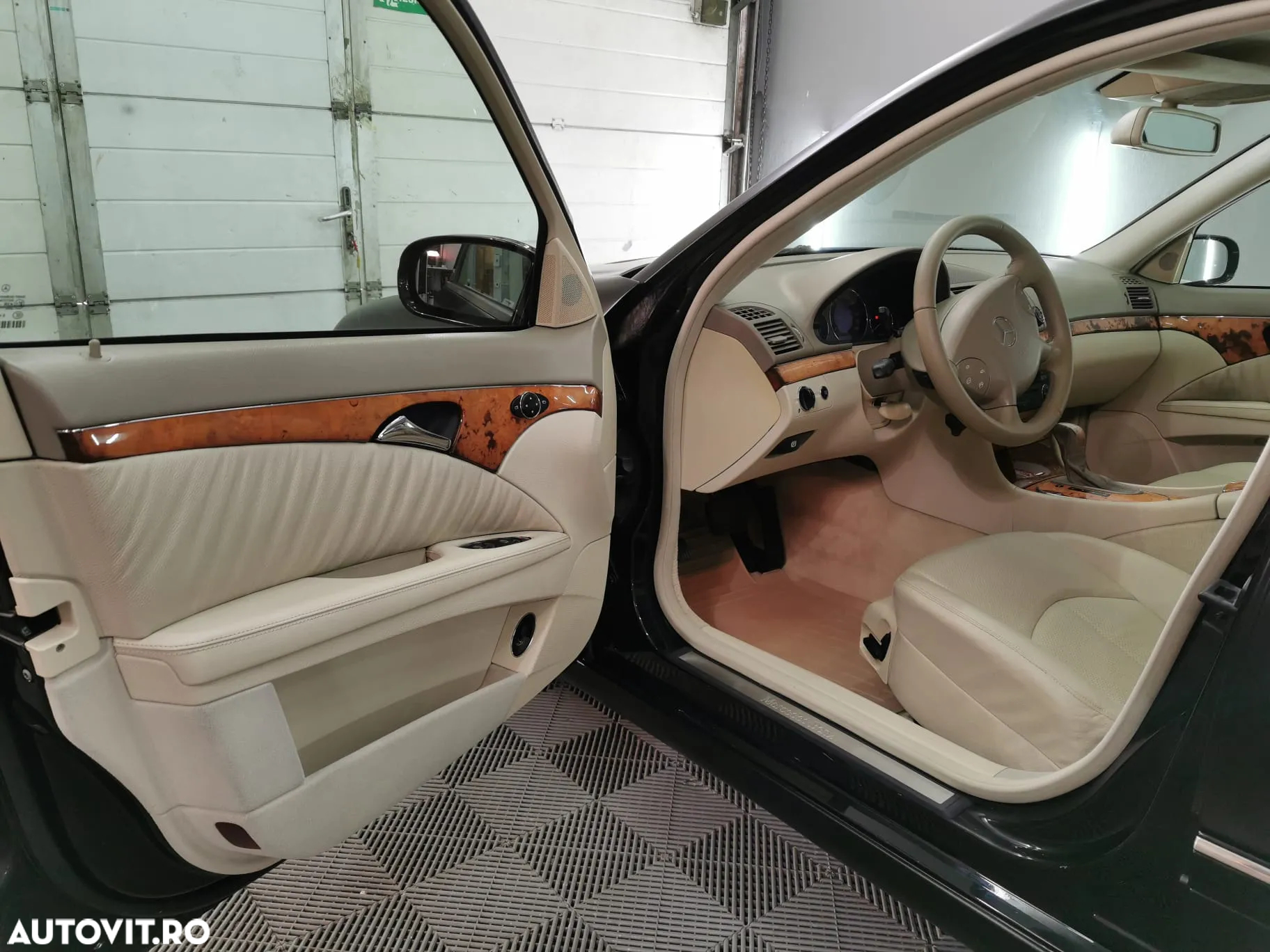 Mercedes-Benz E 280 CDI 4MATIC Automatik - 9