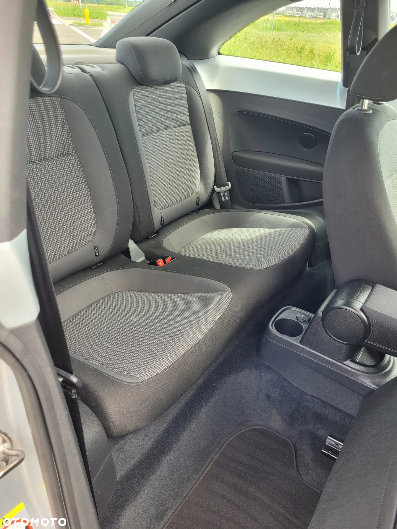 Volkswagen Beetle 1.6 TDI Design - 14