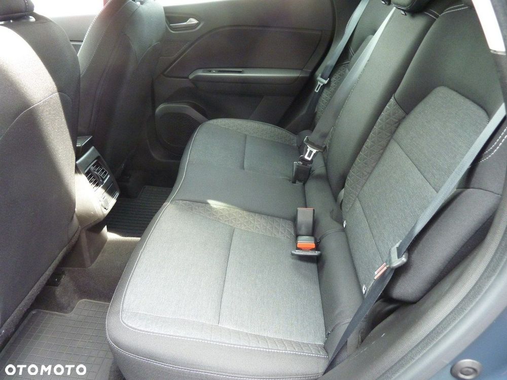 Renault Captur - 13