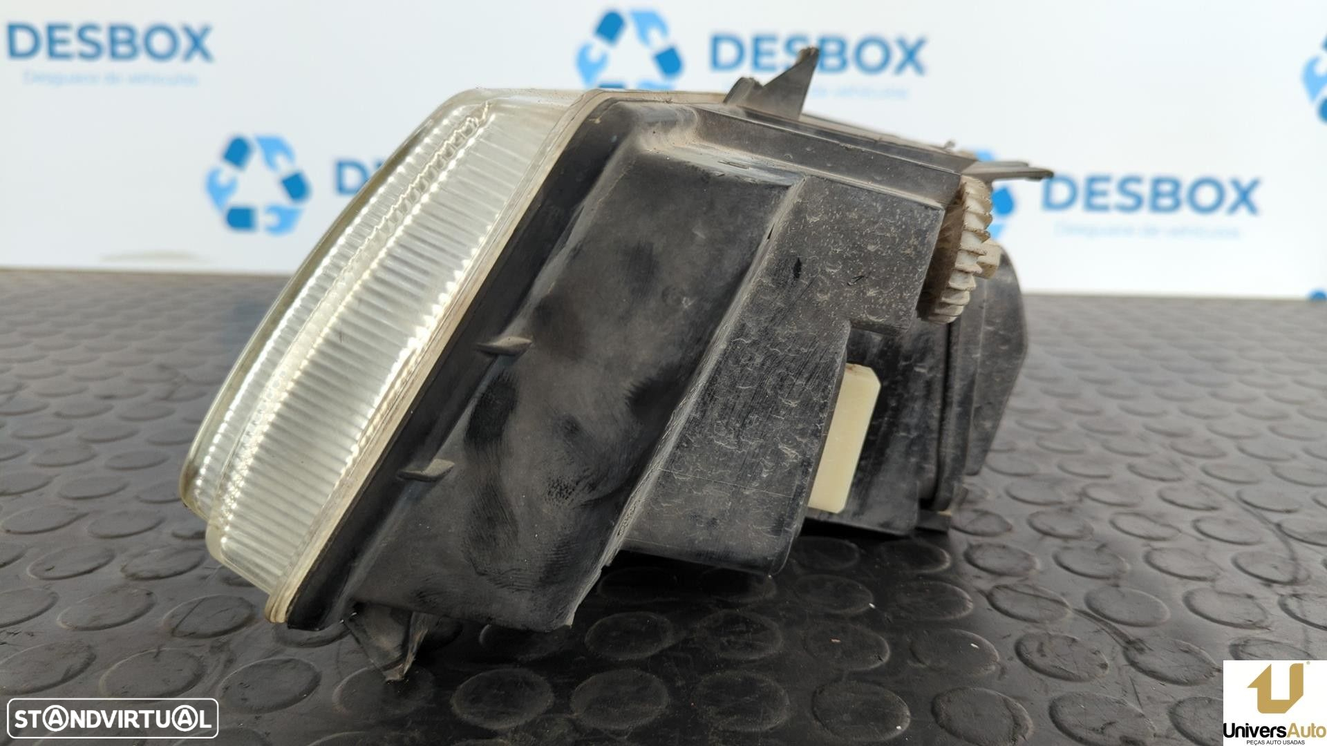 FAROL DIREITO SEAT IBIZA II 1999 -6K0941010A - 2
